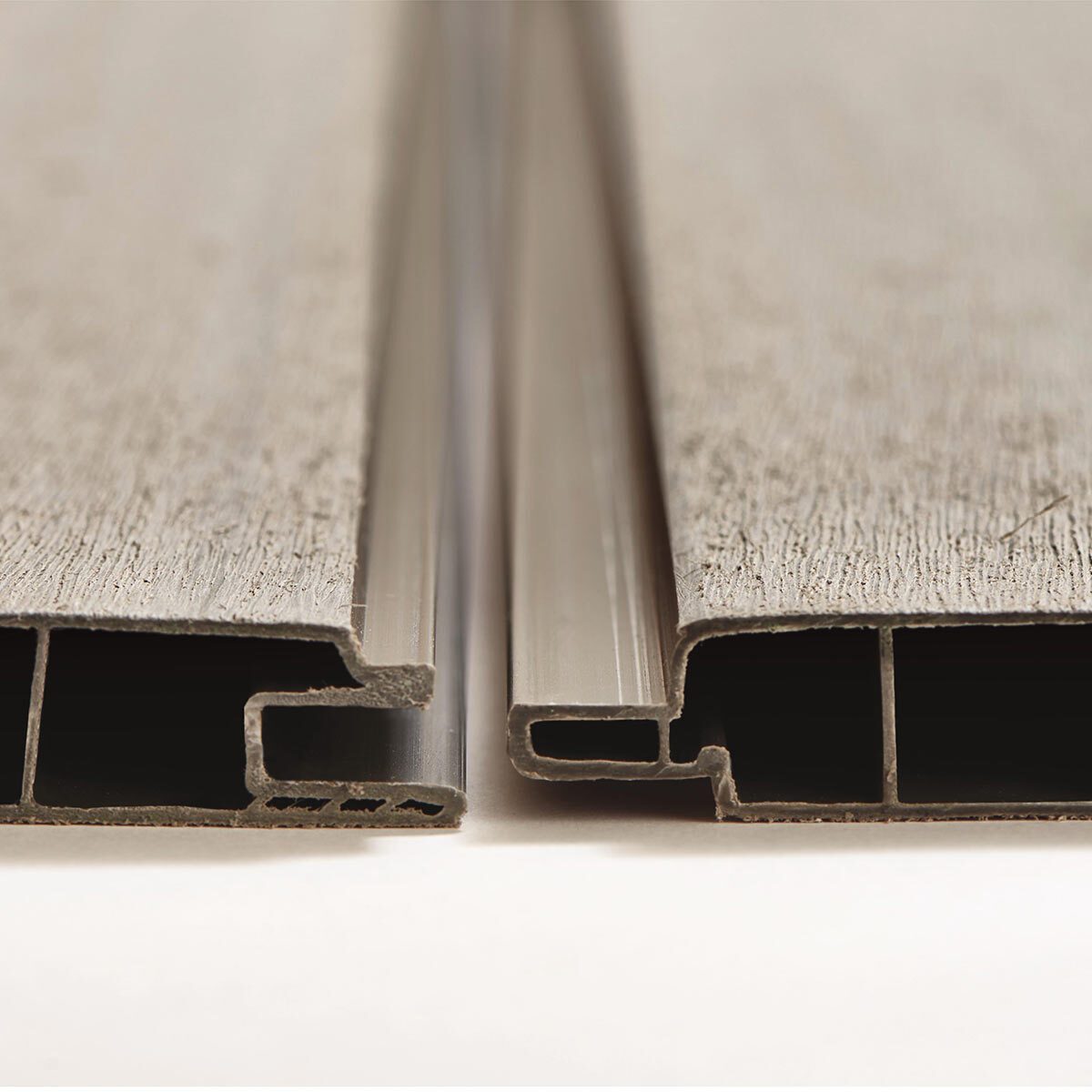 Keter Oakland 7ft 6" x 7ft (2.3 x 2.1m) Shed